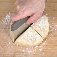 RICARDO Pastry Blender and Scraper